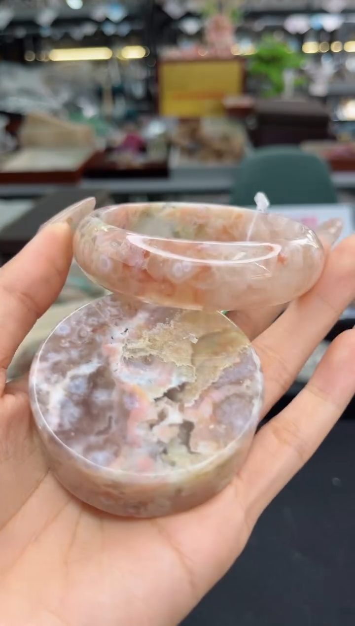 【闪购商品】石英质玉手镯未镶嵌57圈口（赠品镯心）S98222