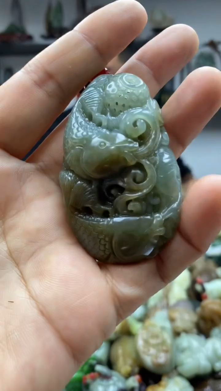 和田玉未镶嵌把件1