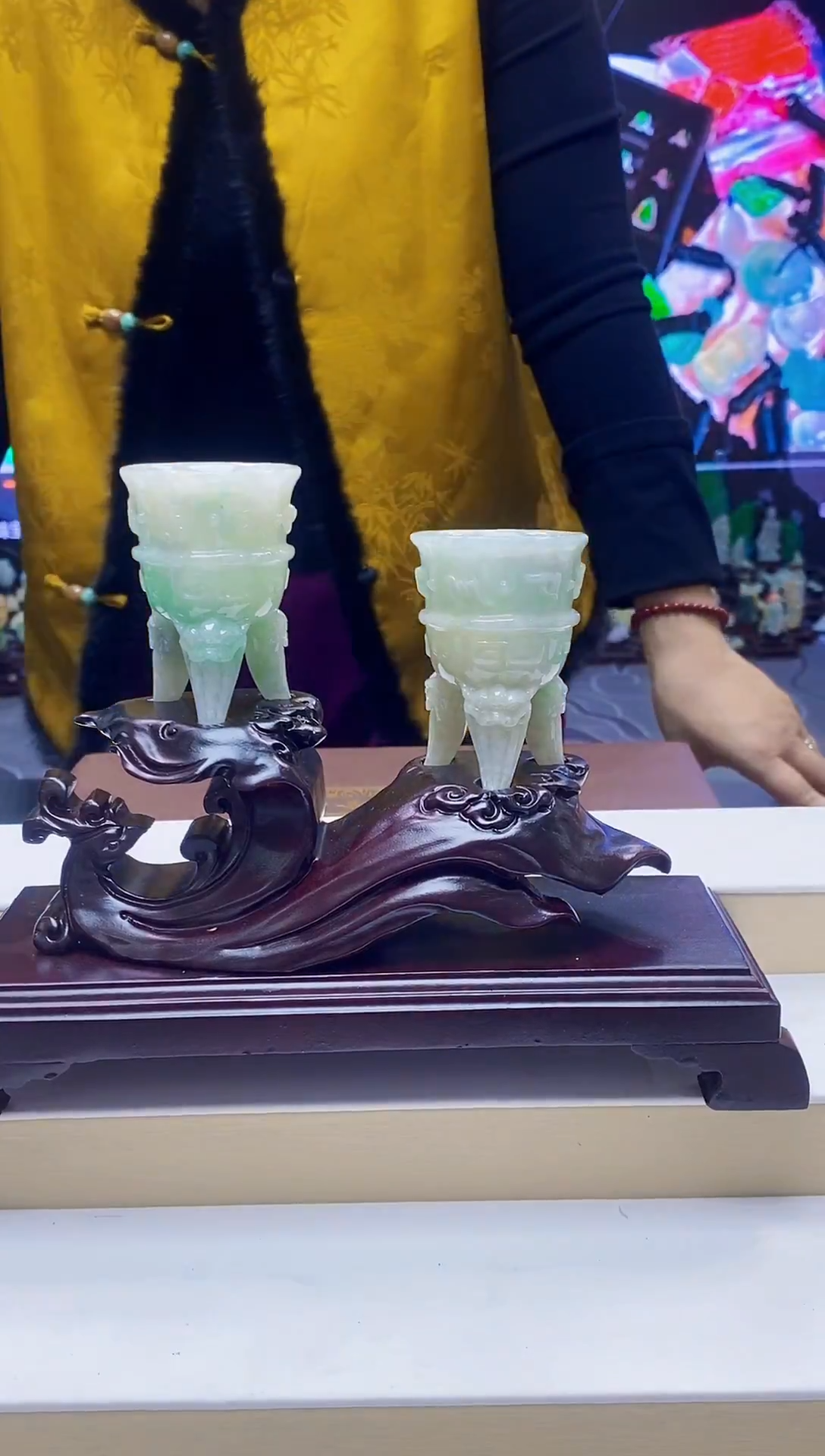 未镶嵌定制翡翠-毛货摆件 （赠底座）55