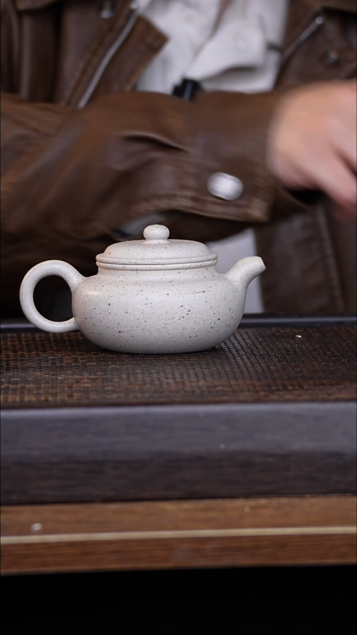 茶壶紫砂宜兴手工原矿紫砂壶001