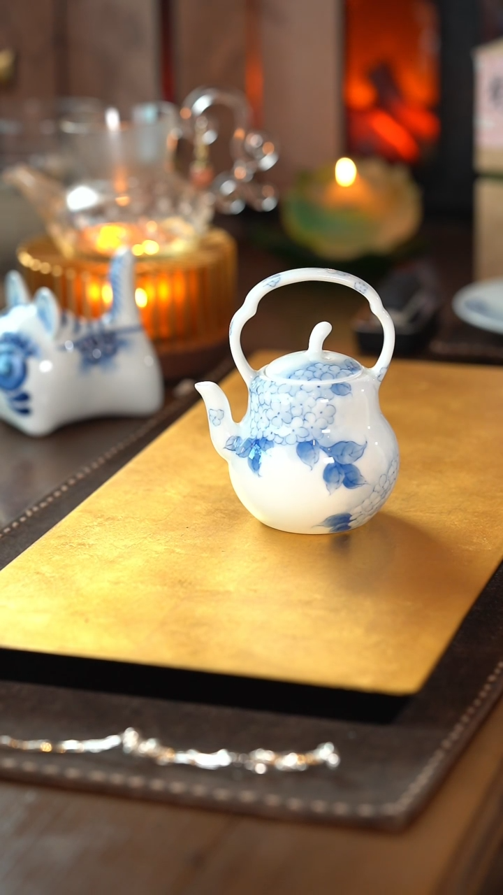 【闪购商品】[刷刷专属] 青时集·绣球花系列 壶