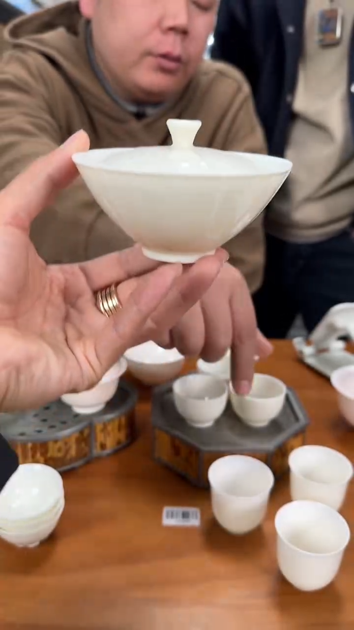 【闪购商品】瓷片11111@@hjp069