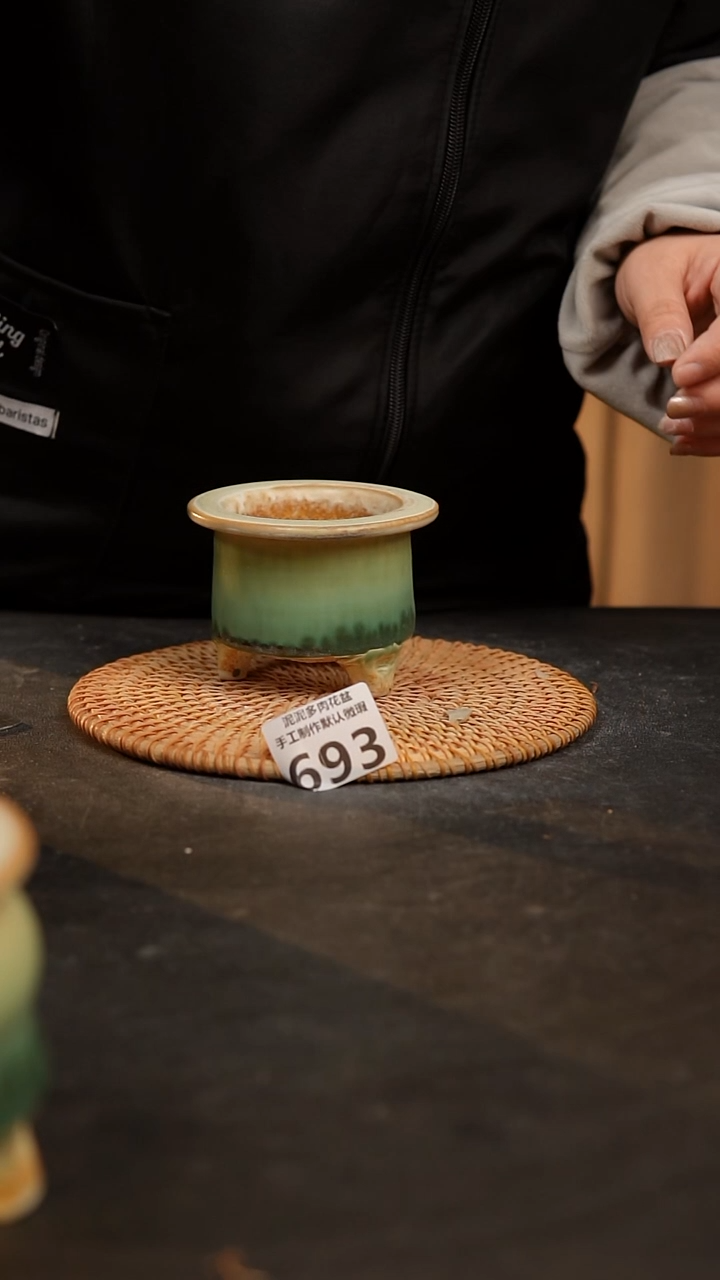 【闪购商品】瓷片693泥泥手工花盆
