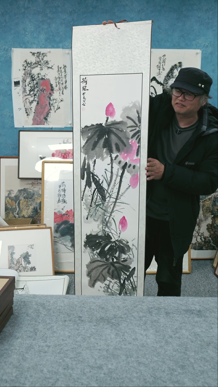 【闪购商品】国画四尺对开本土老师卷轴