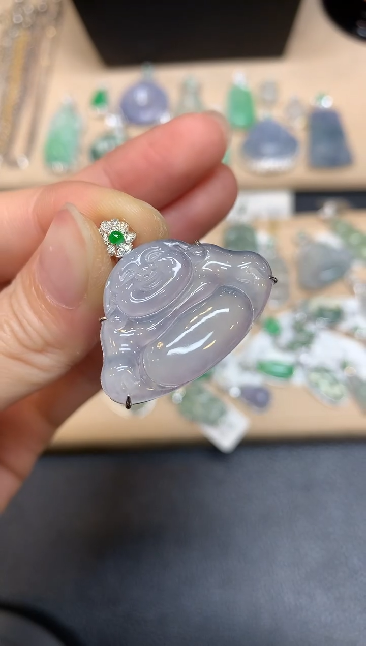 【闪购商品】翡翠颈饰18K金镶嵌佛公【无服务费】