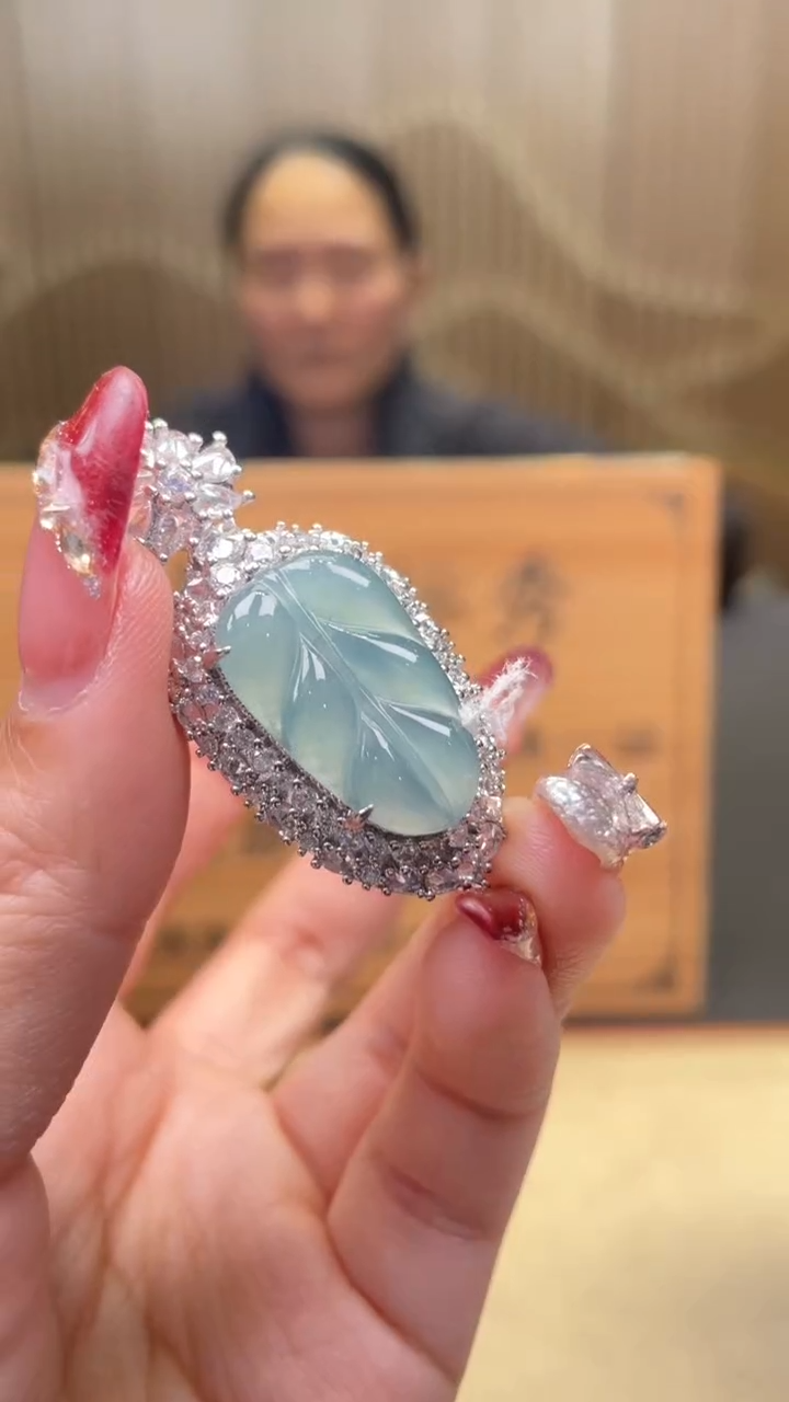 【闪购商品】翡翠颈饰未镶嵌      *A13 (只发一件)