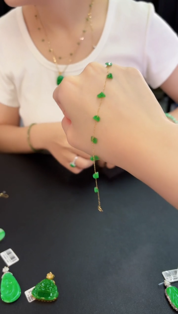 18K金镶嵌手链翡翠缅料A货/多样性发货/一件