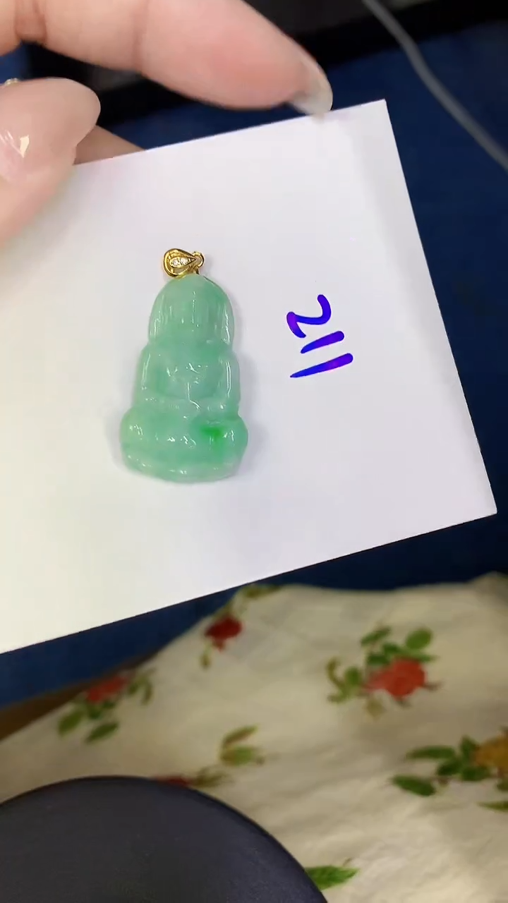颈饰未镶嵌翡翠缅甸天然翡翠A货