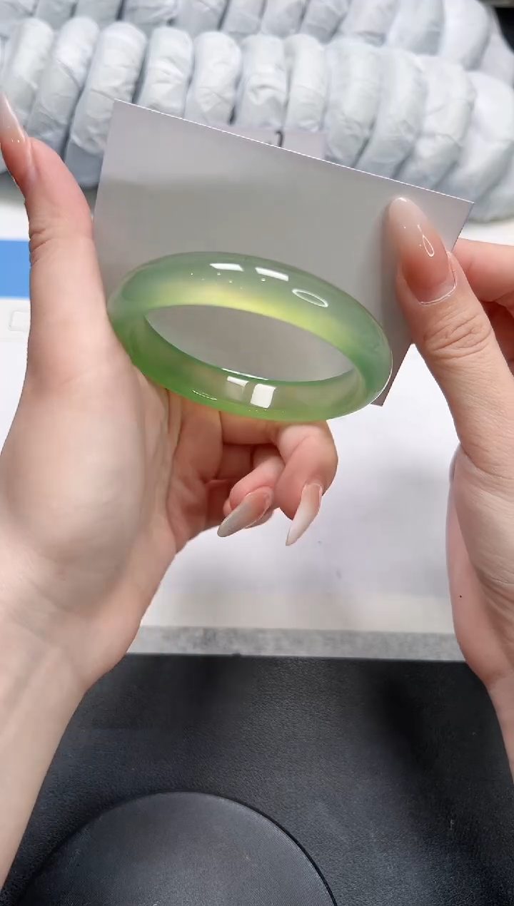 石英质玉未镶嵌手镯72-55.3晴水