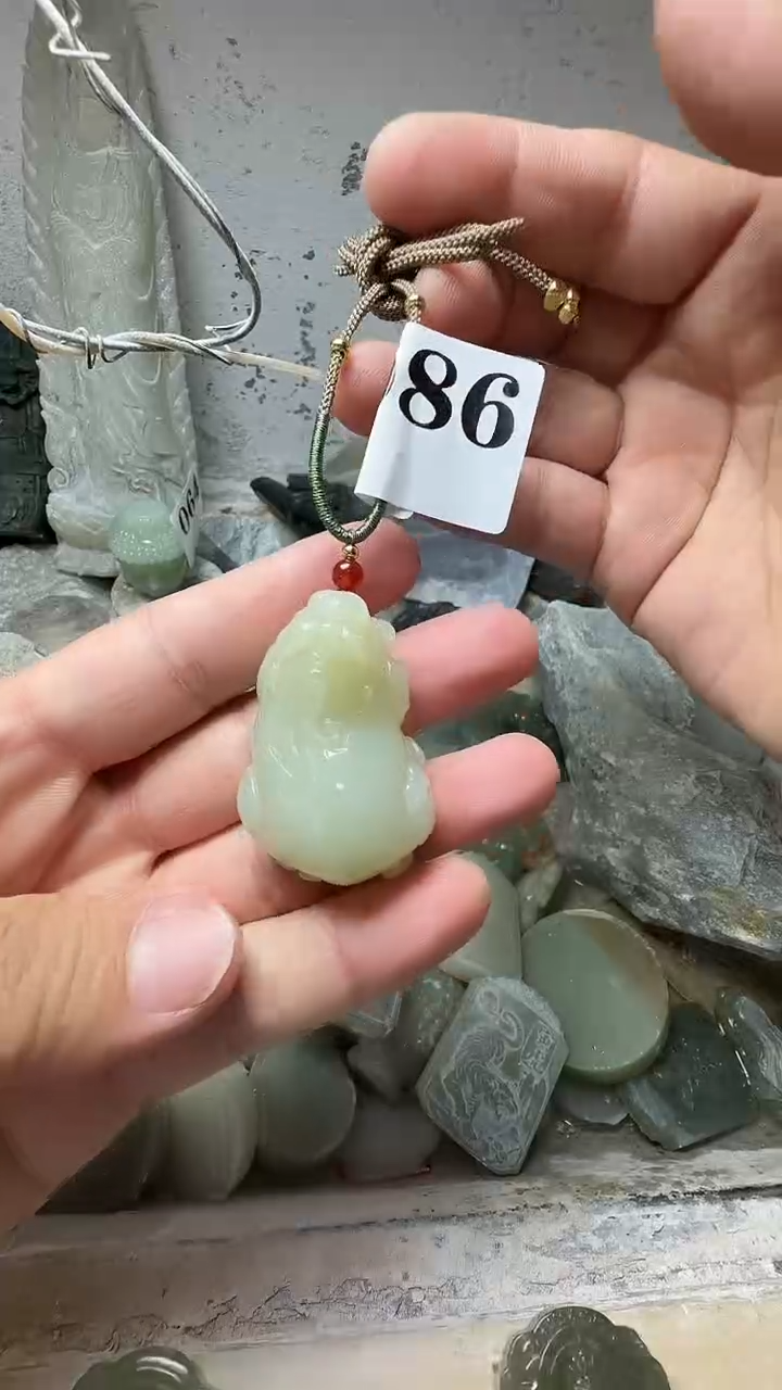 吊坠(不含链)未镶嵌和田玉貔貅