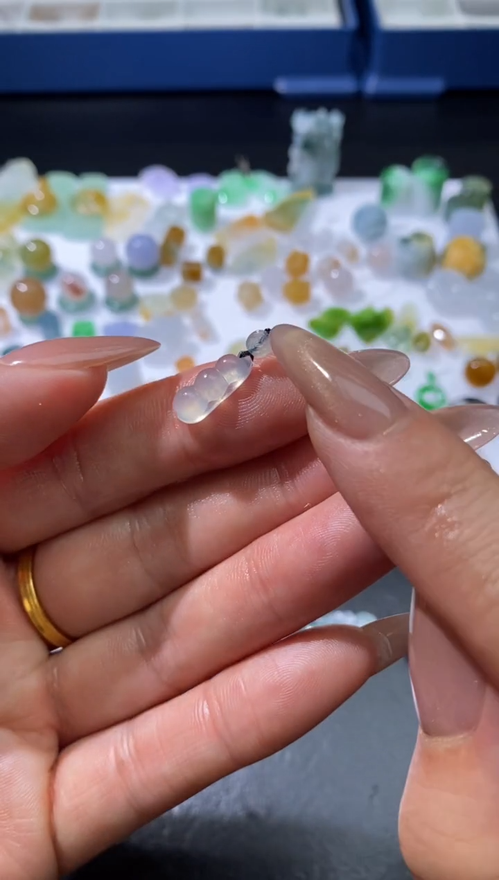 【闪购商品】定制翡翠未镶嵌翡翠毛货~