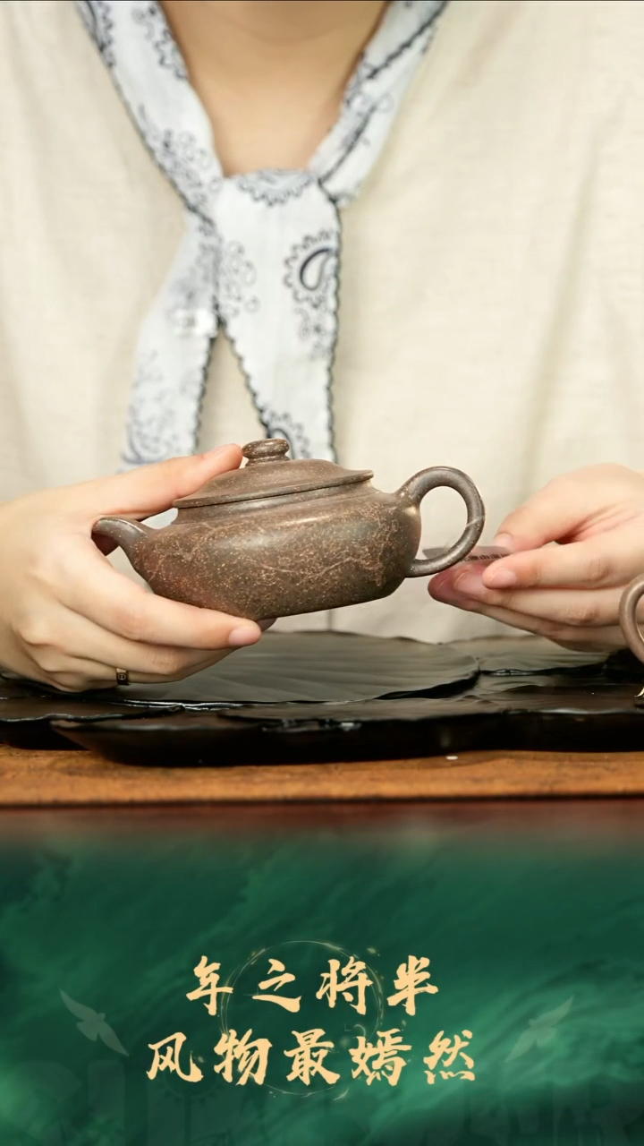 56号TT鲨皮青2扁帽210cc