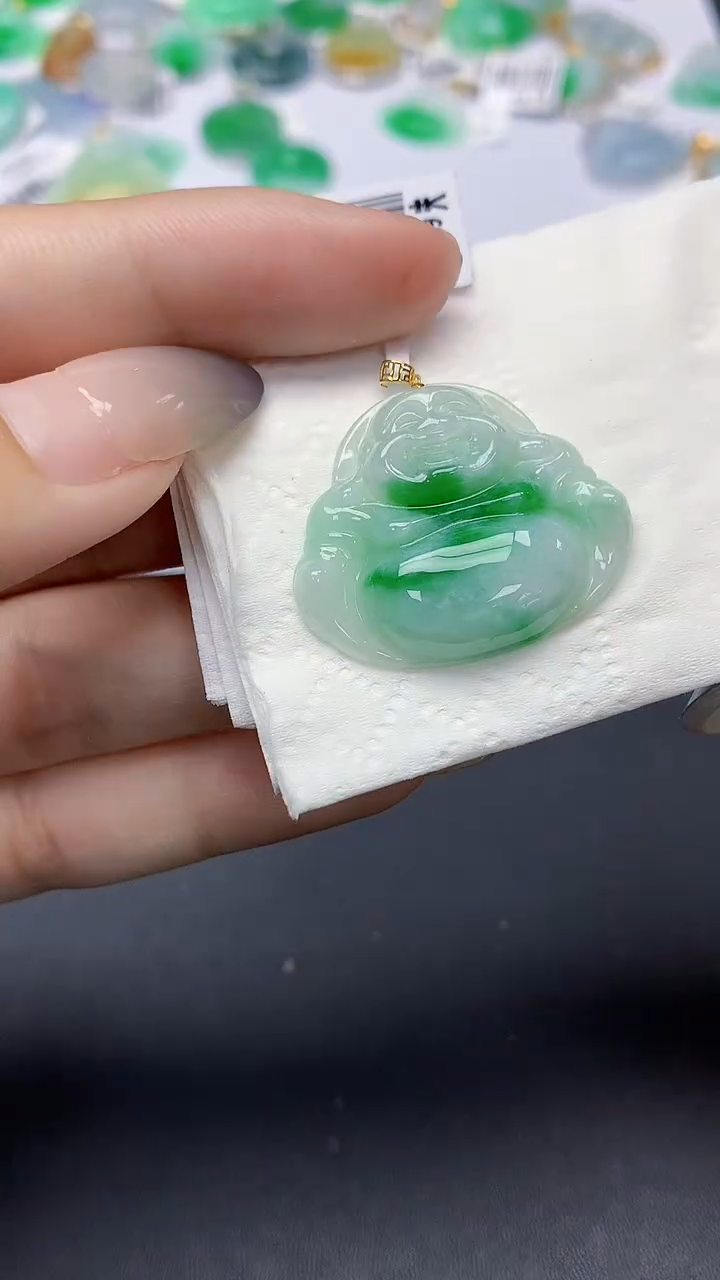 翡翠18K金镶嵌颈饰天然缅甸a货翡翠