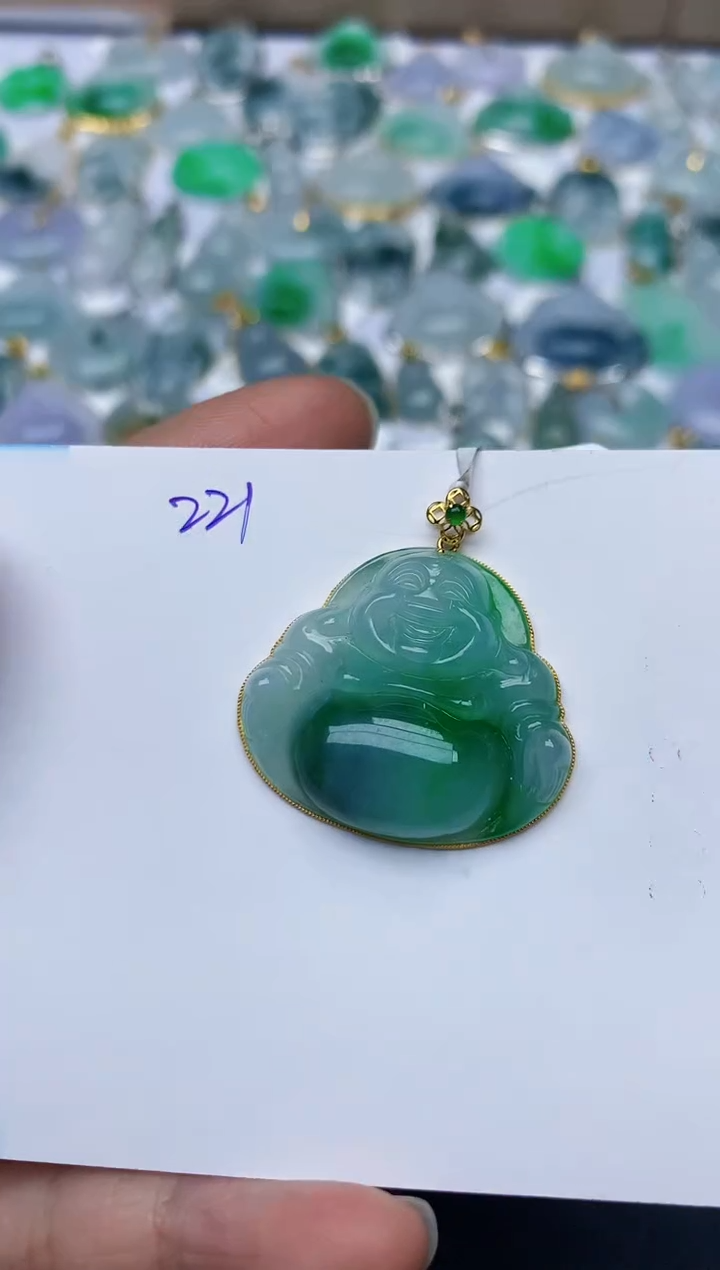 【闪购商品】翡翠颈饰18K金镶嵌天然翡翠A货   