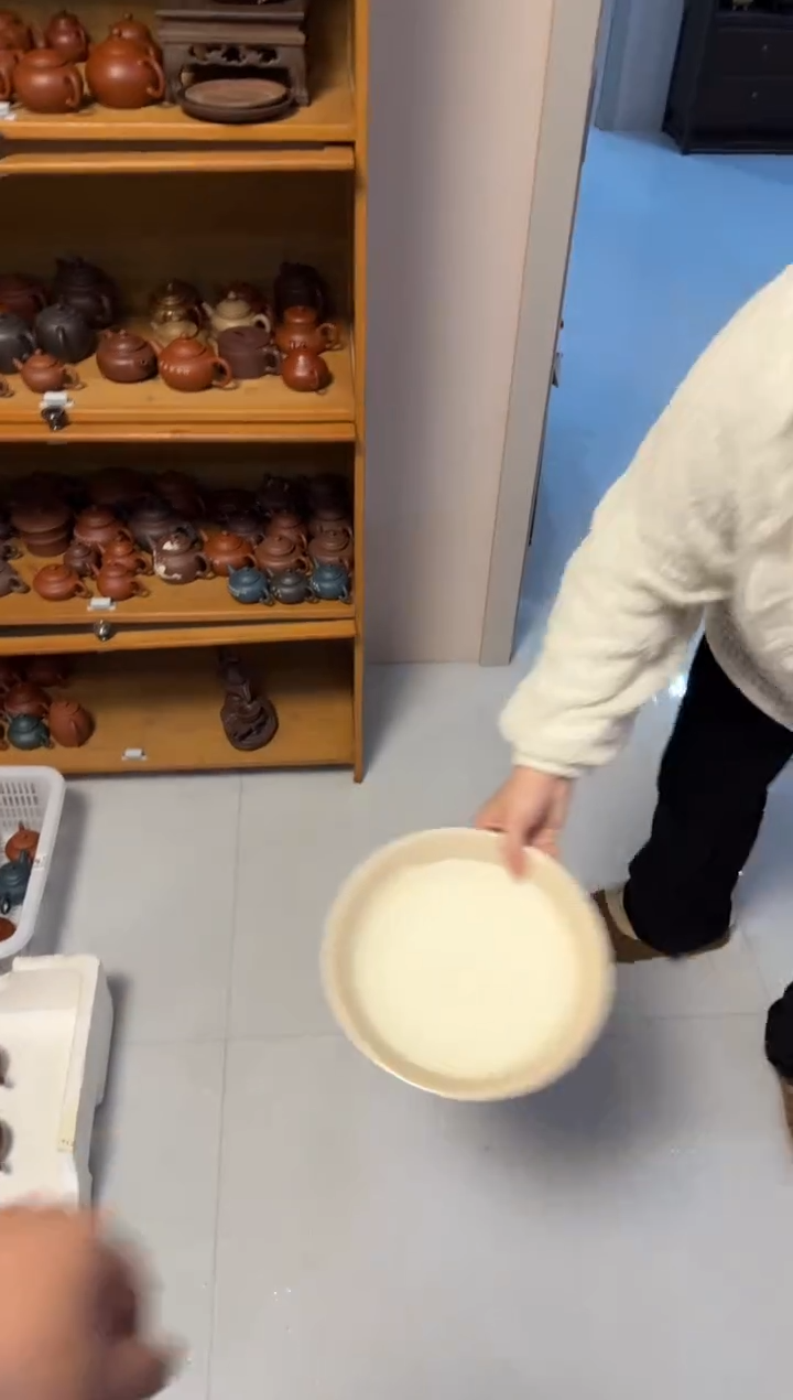 茶壶紫砂每****始紫泥盘子一个