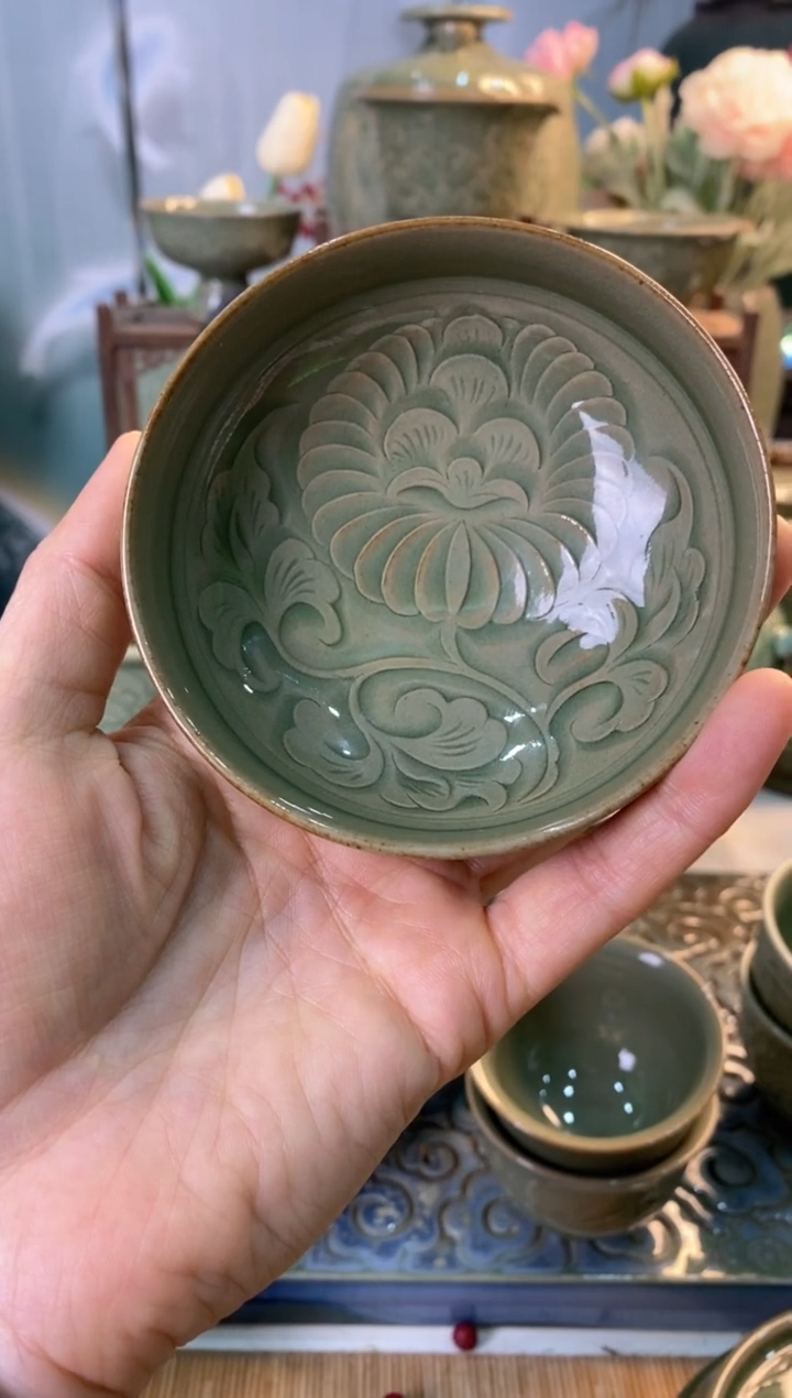 【闪购商品】900062手工刻花普洱杯 礼盒装