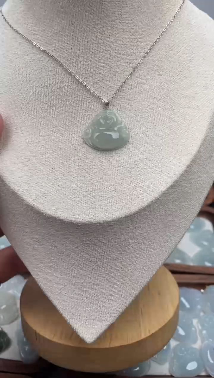 颈饰未镶嵌翡翠佛公