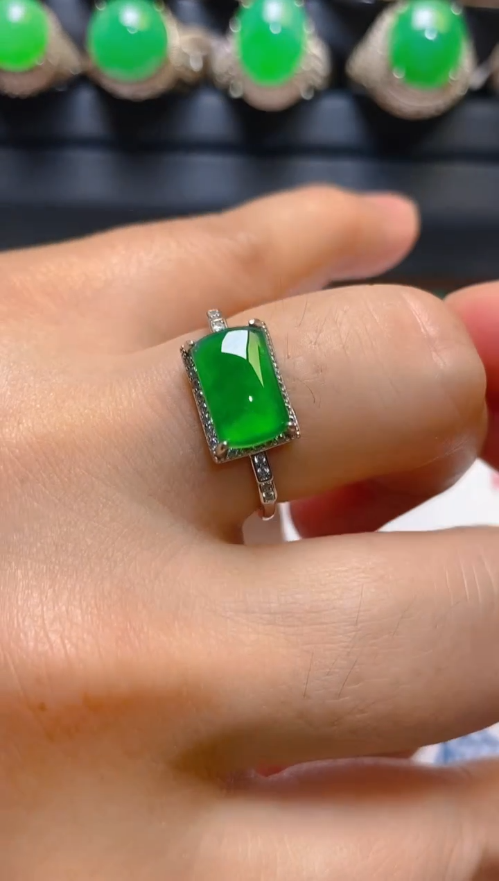 【闪购商品】翡翠耳饰银S925镶嵌天然A货翡翠1