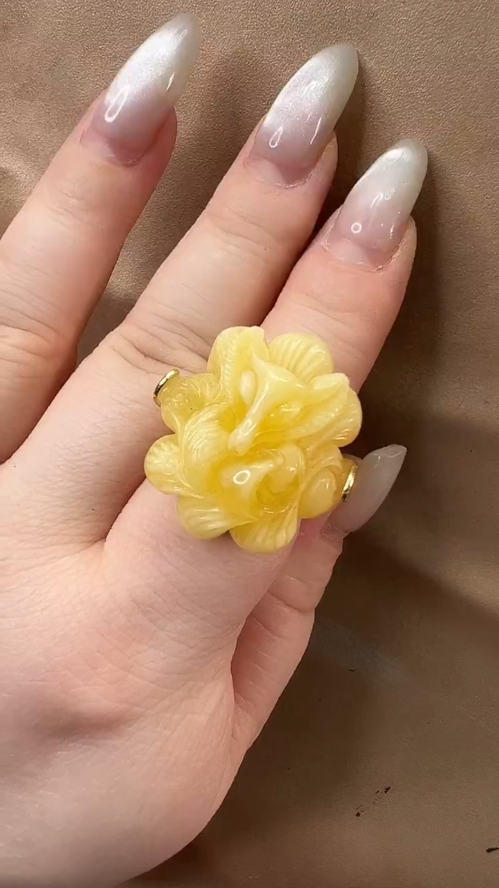 琥珀颈饰未镶嵌戒指