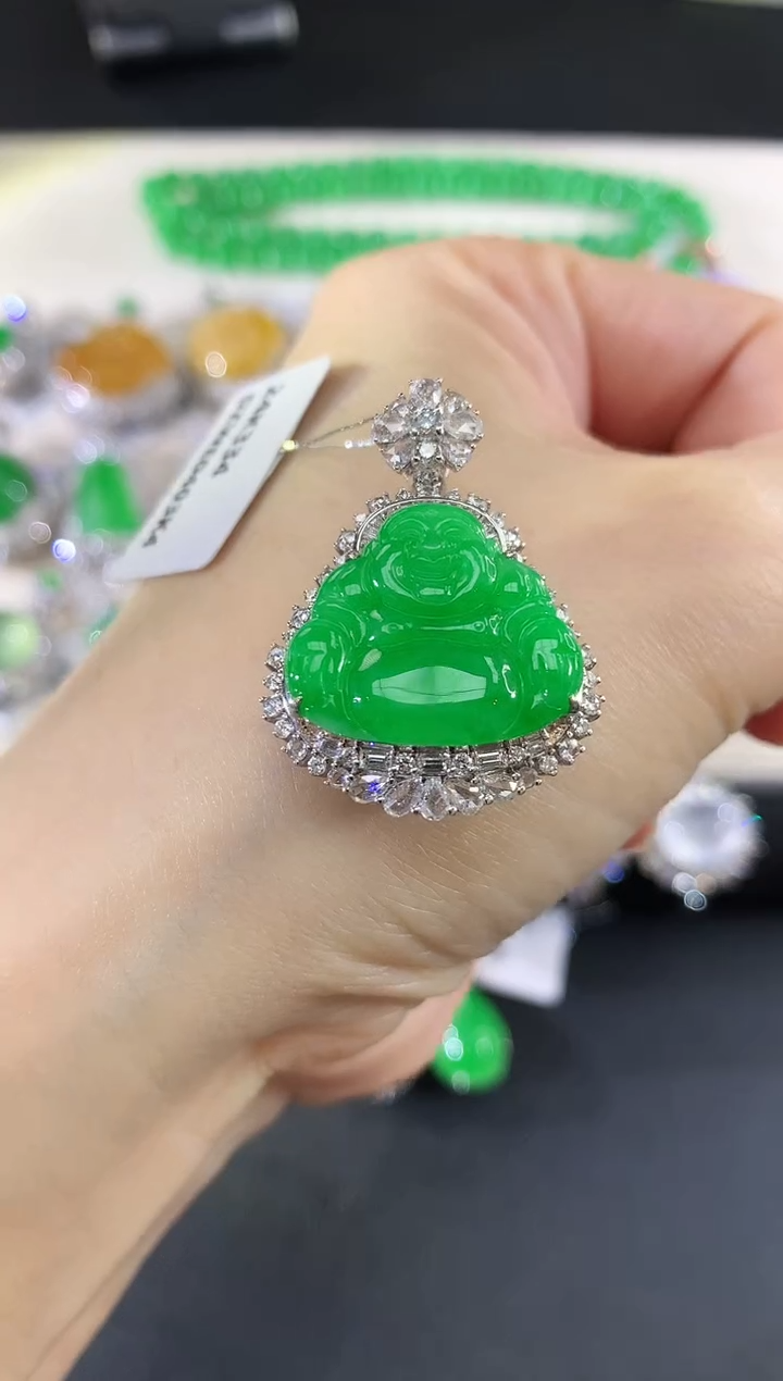吊坠(不含链)18K金镶嵌翡翠162|29800