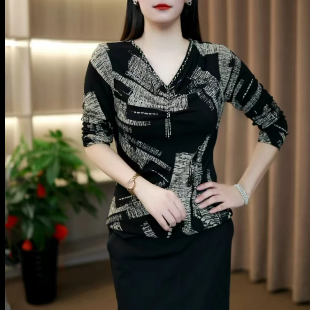 秋装烫钻长袖V领修身百搭气质显瘦宽松打底衫洋气T恤上衣妈妈装