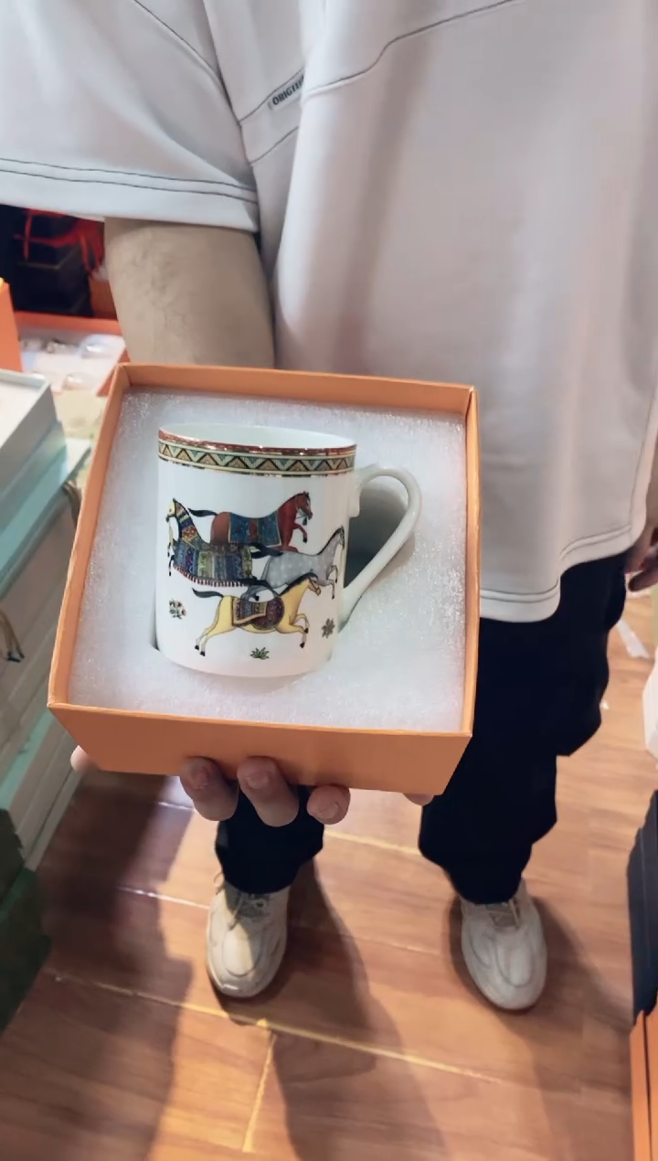 【闪购商品】杯鸿辉家品牌瓷器，京东包邮！