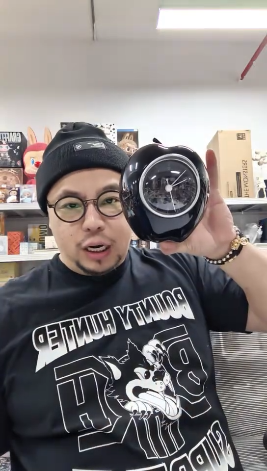 黑色undercover苹果灯一个无核