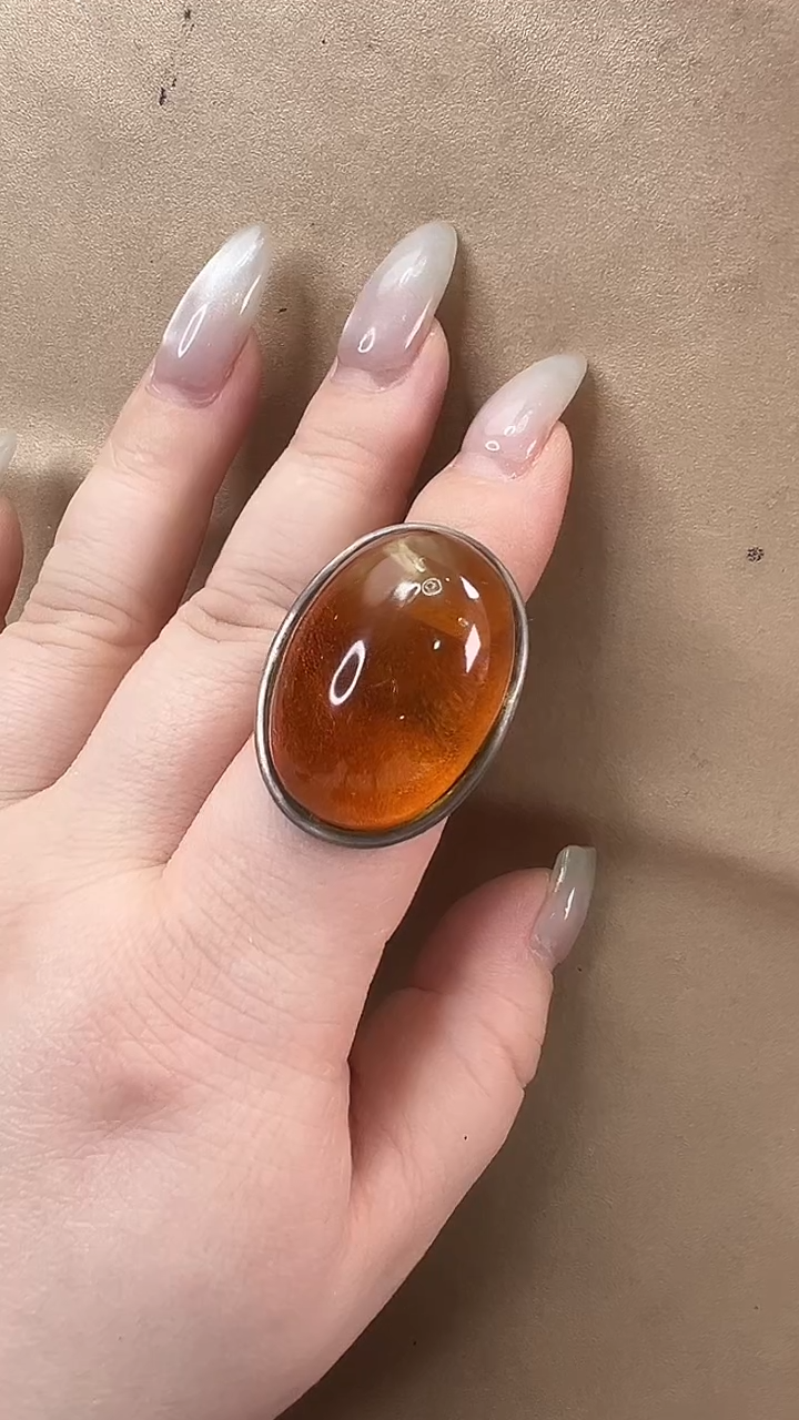 琥珀颈饰未镶嵌戒指