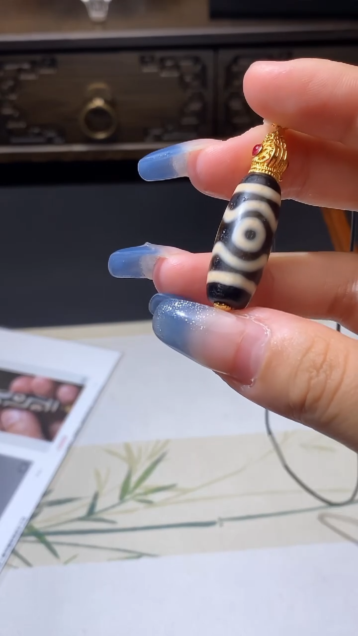 未镶嵌颈饰玛瑙/玉髓（覆膜）Q33252多样性发其一