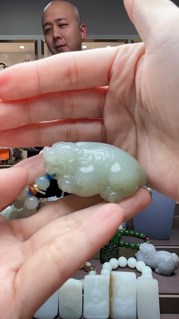 【闪购商品】和田玉颈饰未镶嵌苏