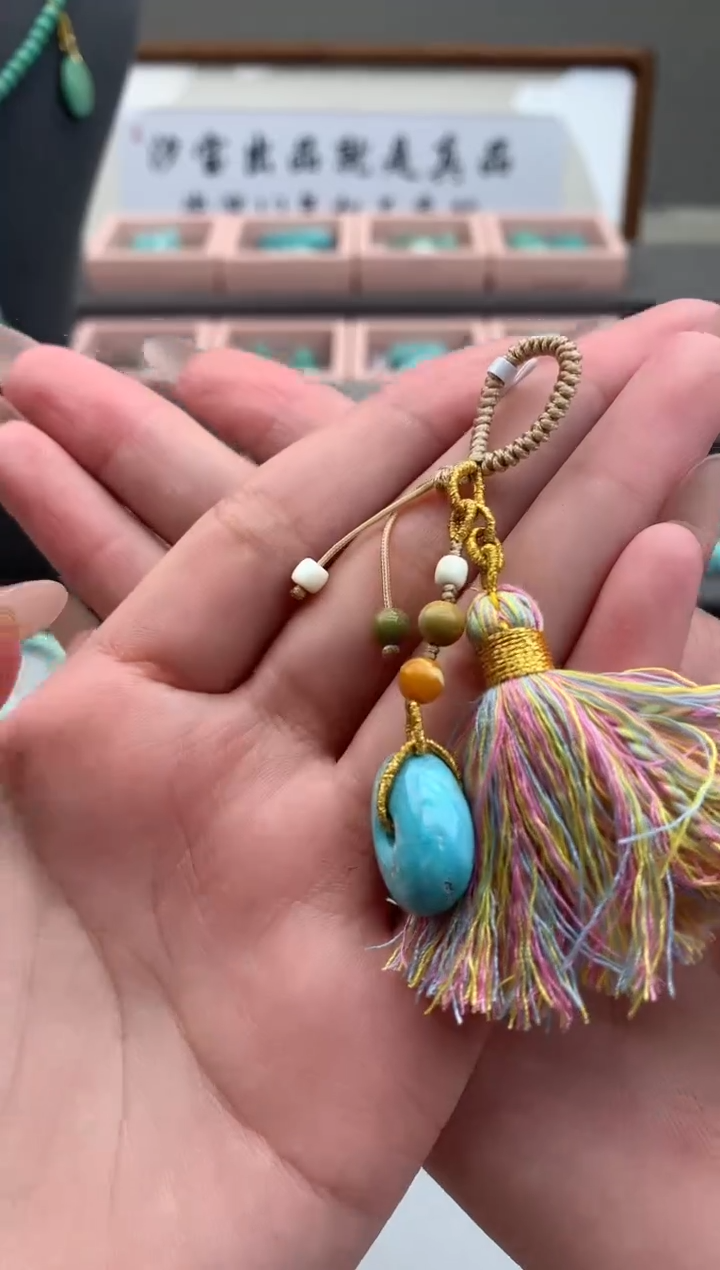 【闪购商品】南红玛瑙挂件未镶嵌C31