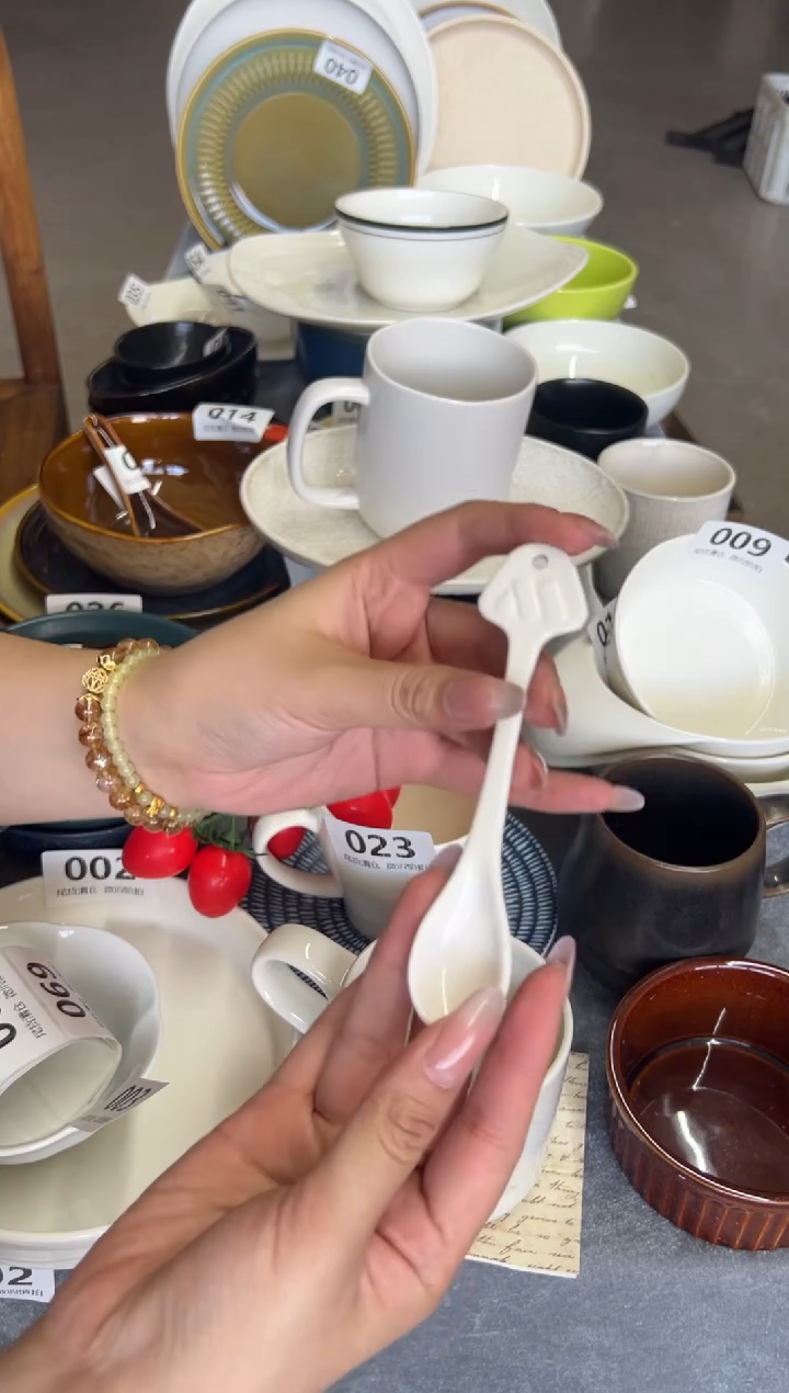 新骨瓷066瑕疵暖白小咖啡勺