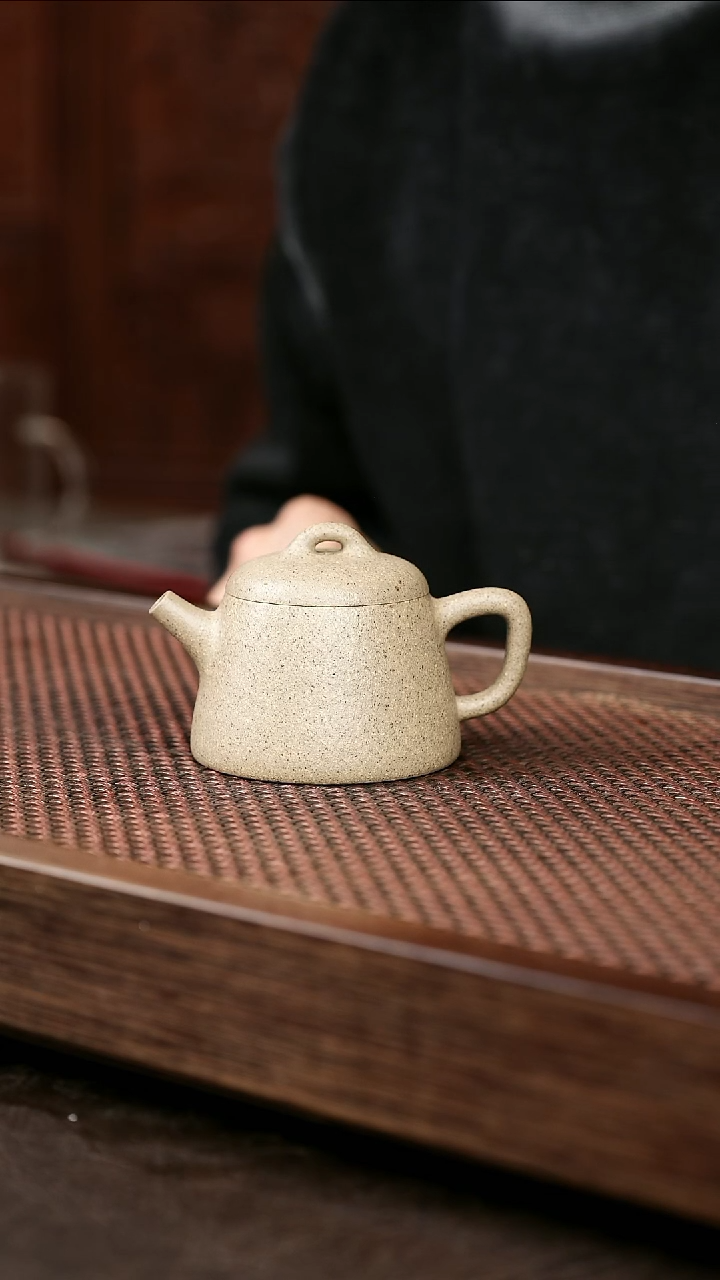 茶壶紫砂高温青降坡秦钟