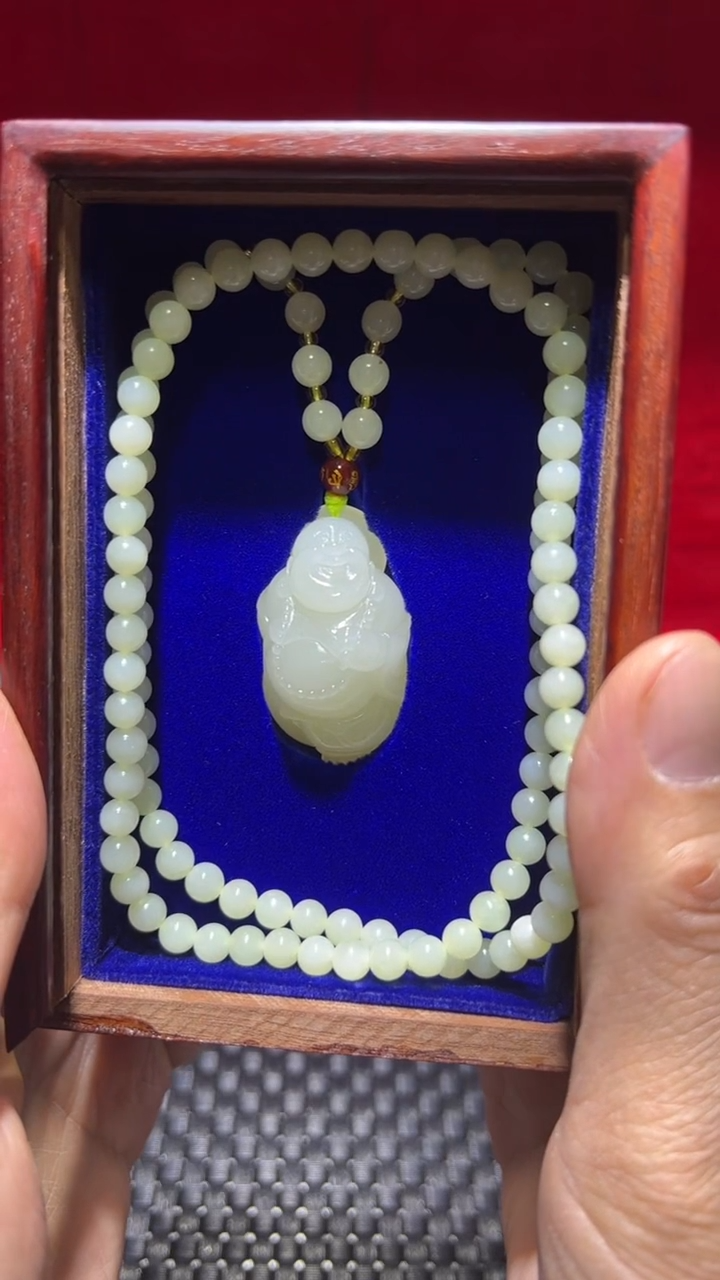 颈饰未镶嵌和田玉用****8吊坠