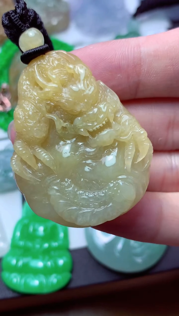 翡翠未镶嵌颈饰天然翡翠A货