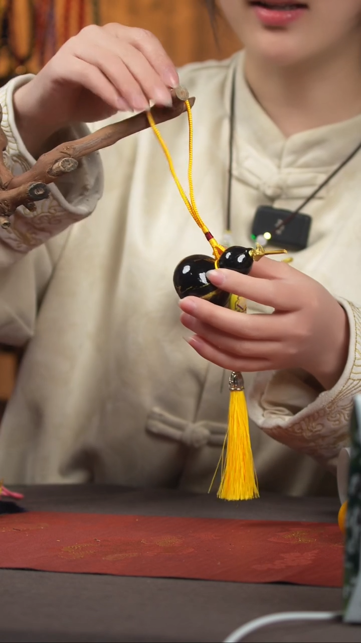 【闪购商品】1215葫芦摆件车挂手持