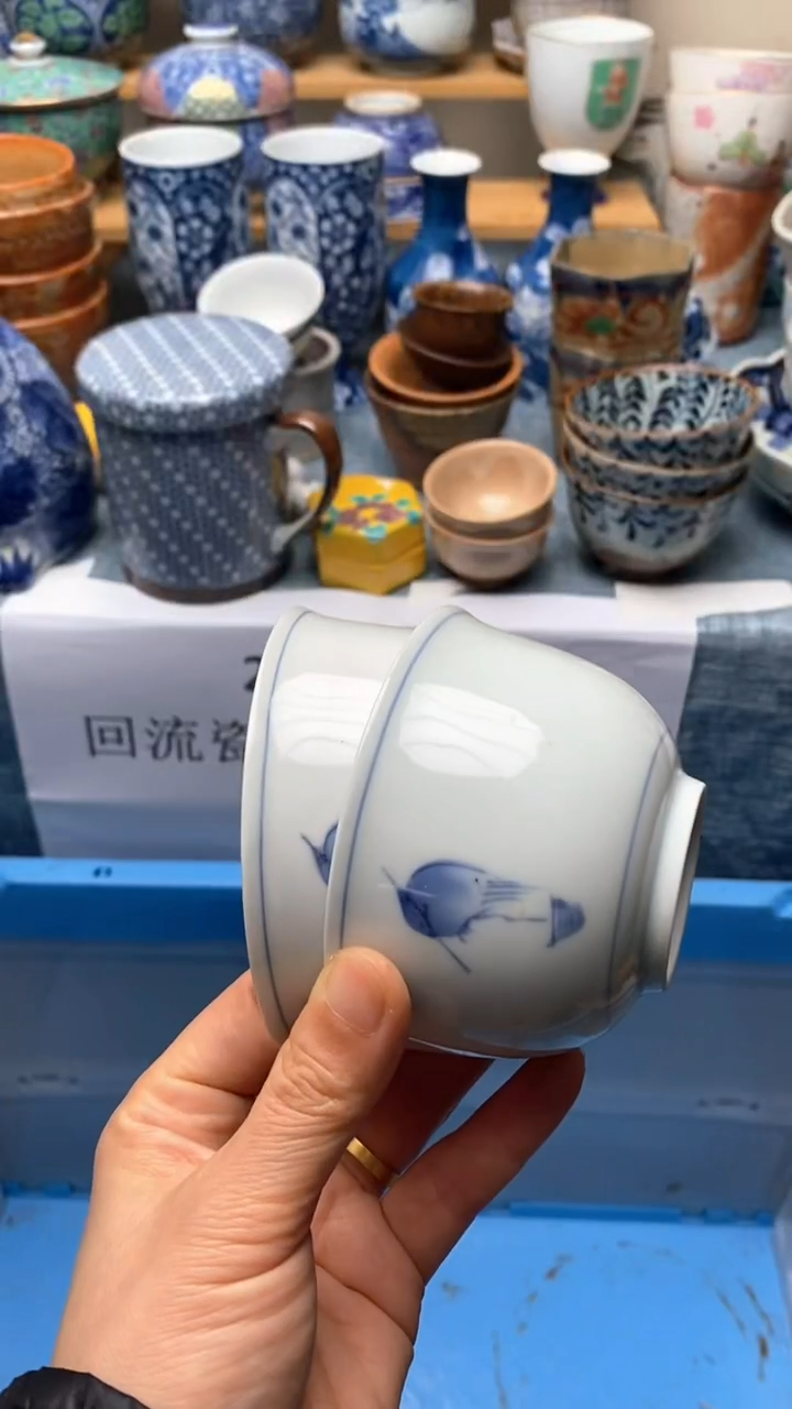 瓷片皮****y873 人生何处不相逢