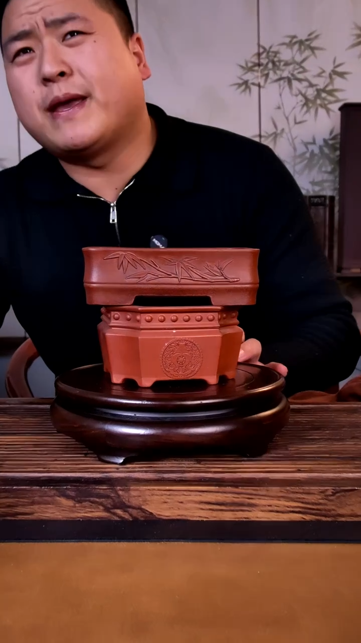 紫砂花盆宋*权紫砂花盆