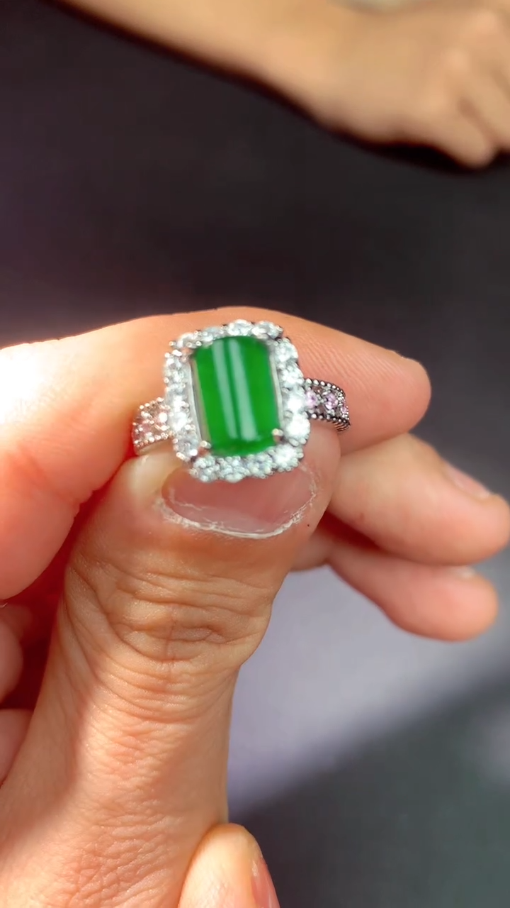 【闪购商品】定制翡翠未镶嵌W多样性发货拍一发一