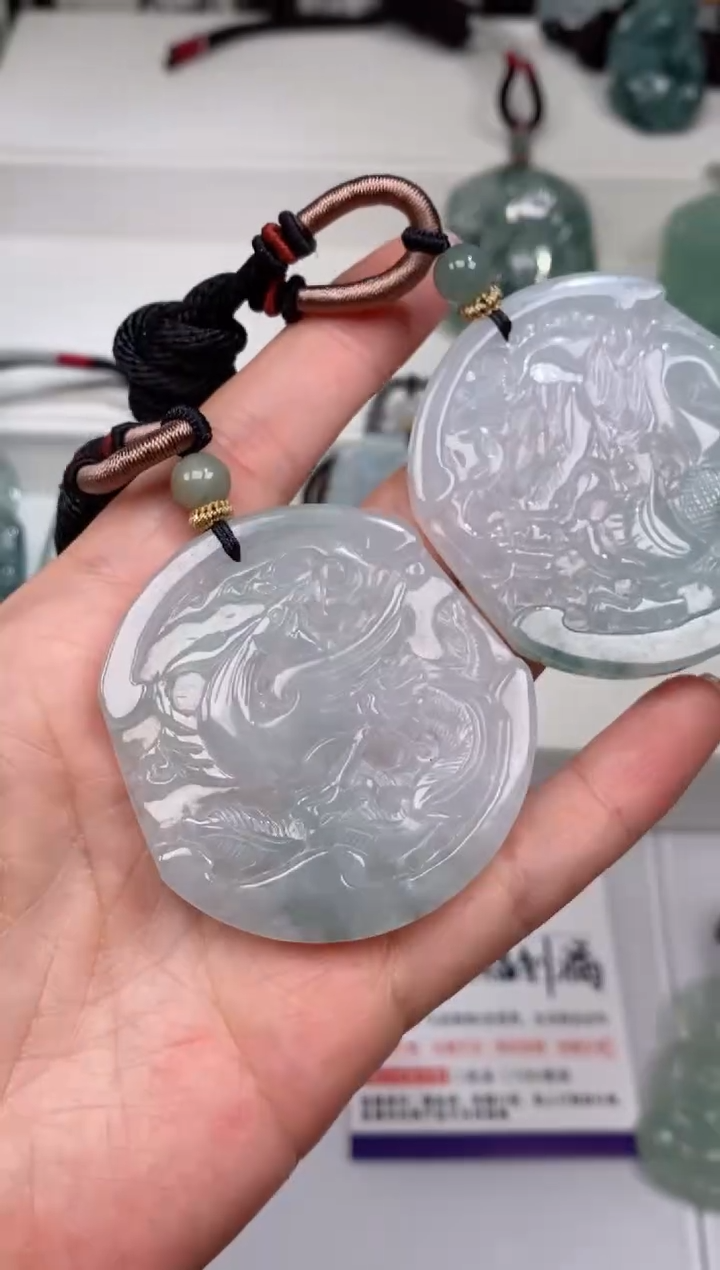 【闪购商品】翡翠颈饰未镶嵌吊坠
