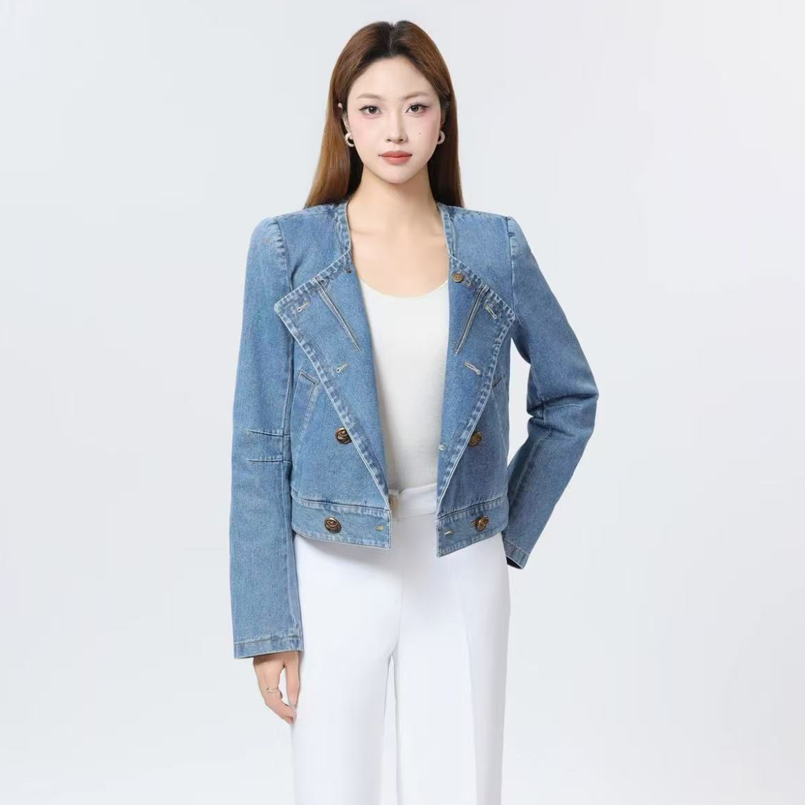 阿玛施AMASS新款女装复古时髦双排扣圆领百搭牛仔小香外套小香风