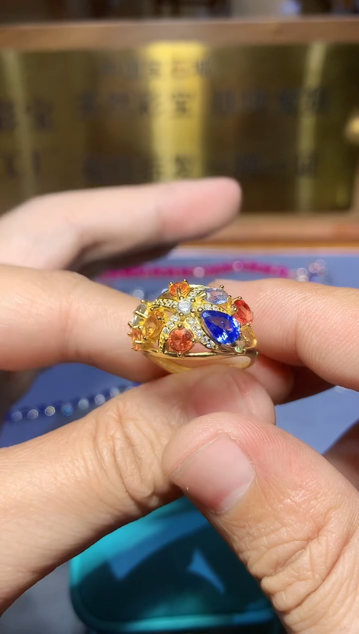 【闪购商品】蓝宝石戒指银S925镶嵌........