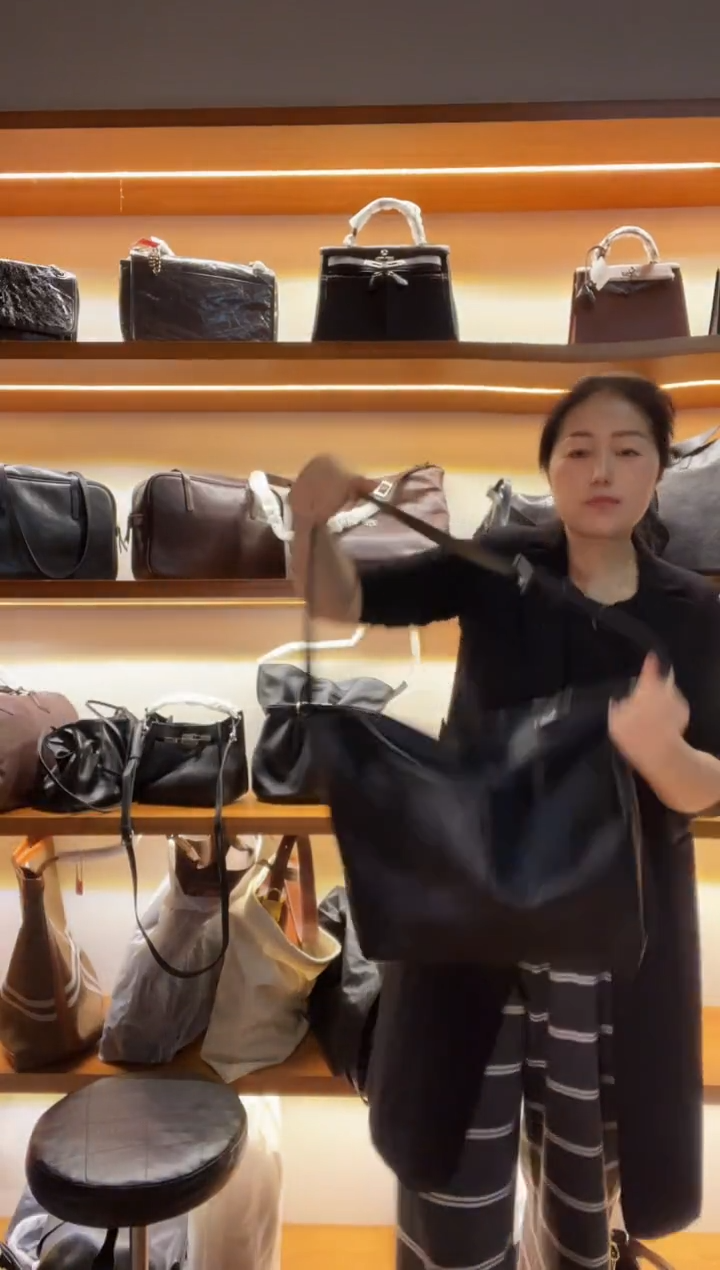 牛皮（革）高端订制时尚百搭女士手提斜跨包