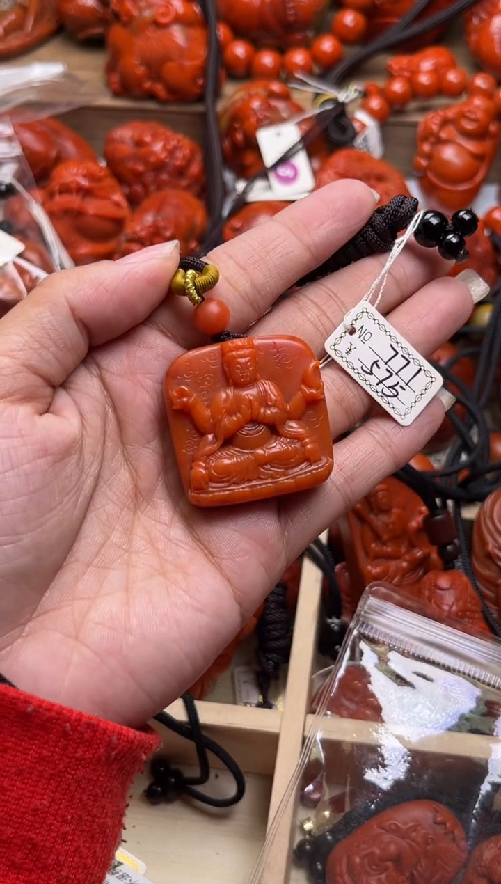 【闪购商品】南红玛瑙珠宝奇石未镶嵌771