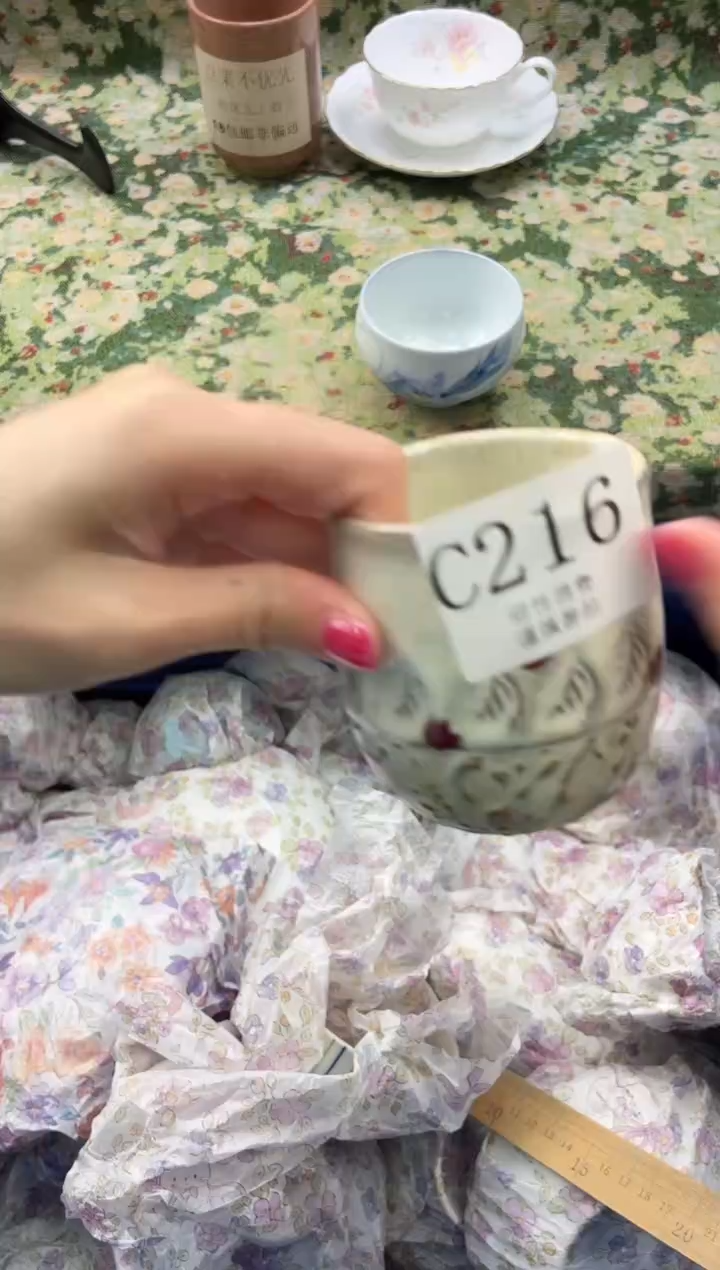 瓷片y***.       C216