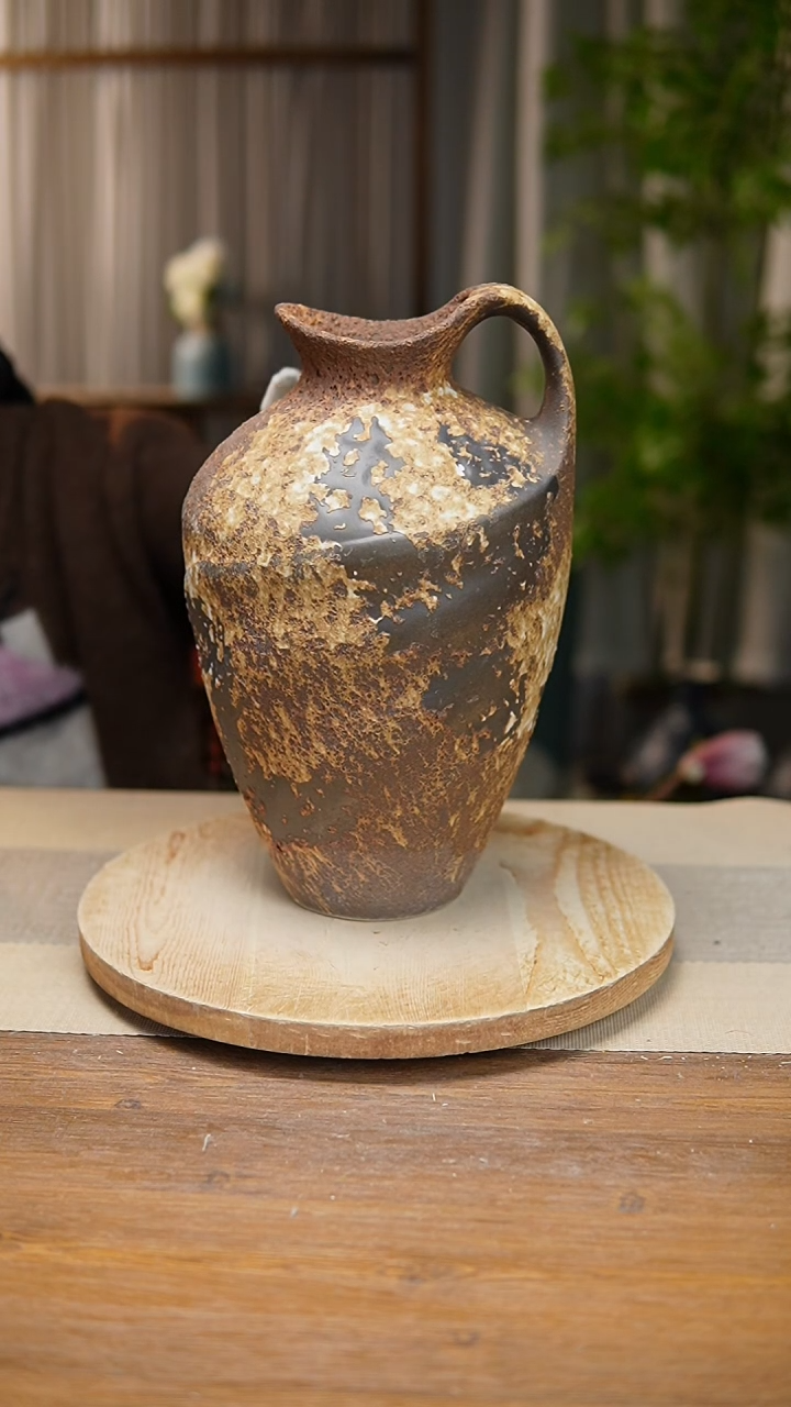 【闪购商品】陶瓷 花器诧寂棕奶壶