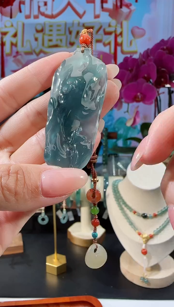 【闪购商品】翡翠吊坠(不含链)未镶嵌悟道
