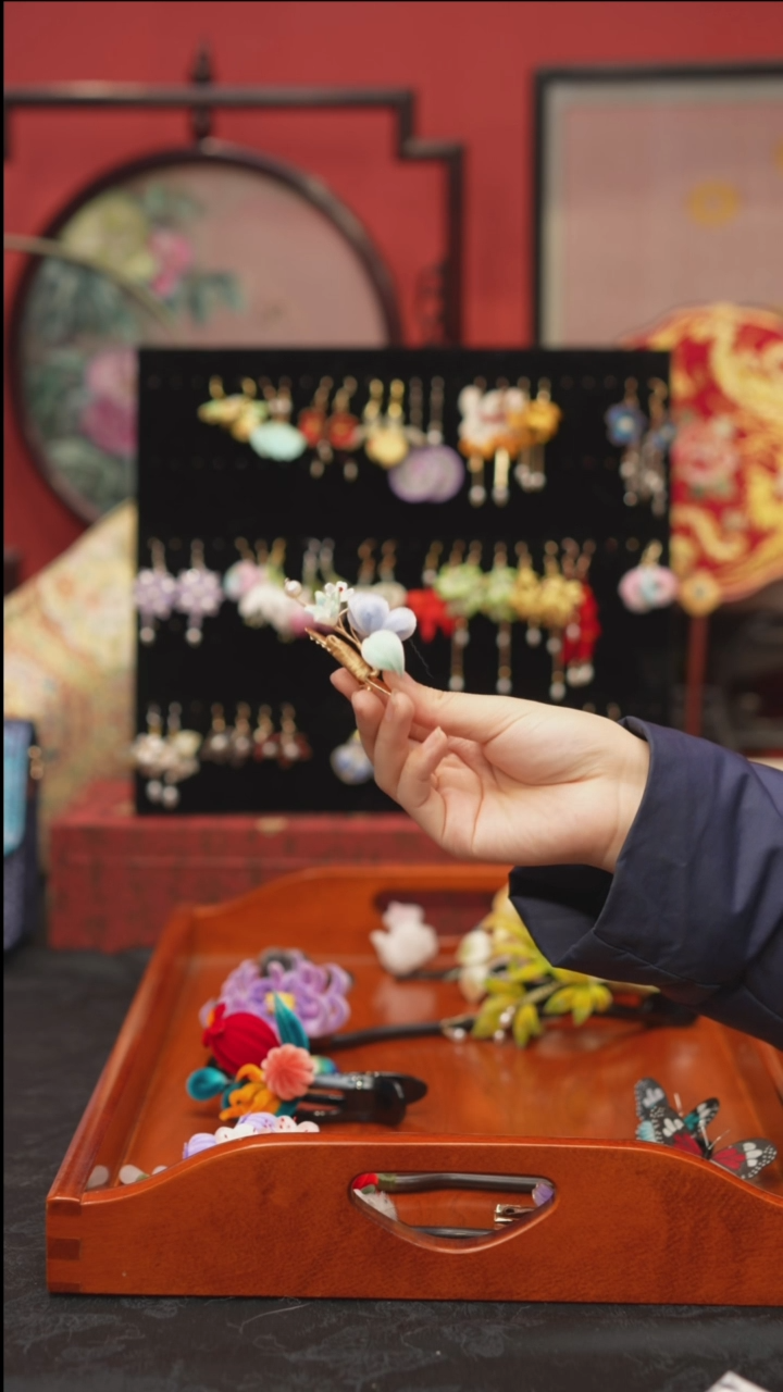 刺绣香***花非遗手工绒花饰品