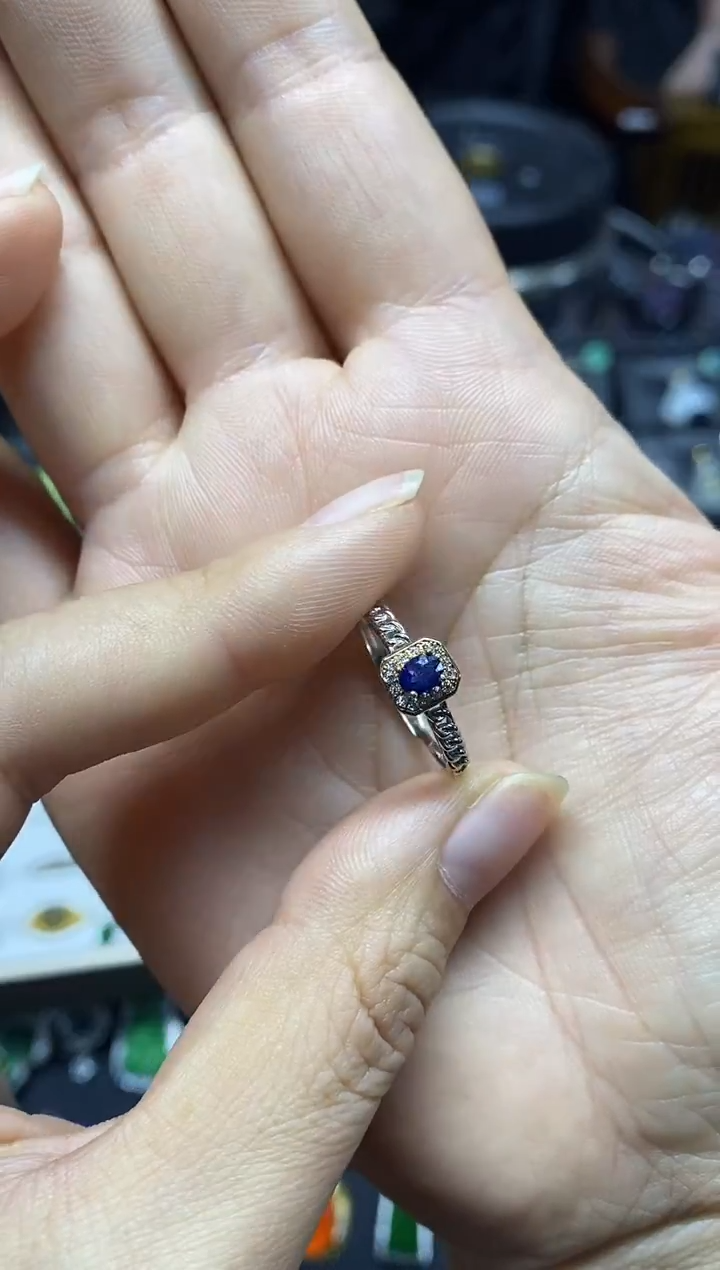戒指蓝宝石银S925镶嵌乐****?戒指