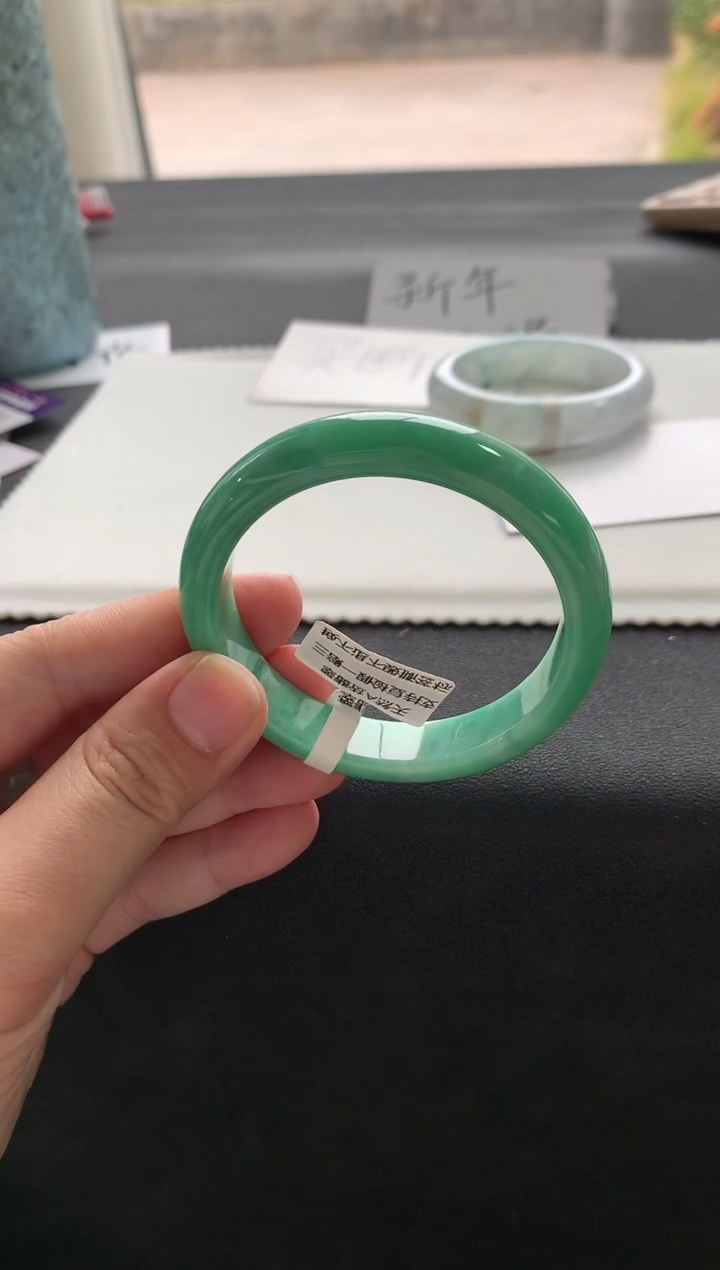 【闪购商品】翡翠手镯未镶嵌53.6正圈买断Y1122